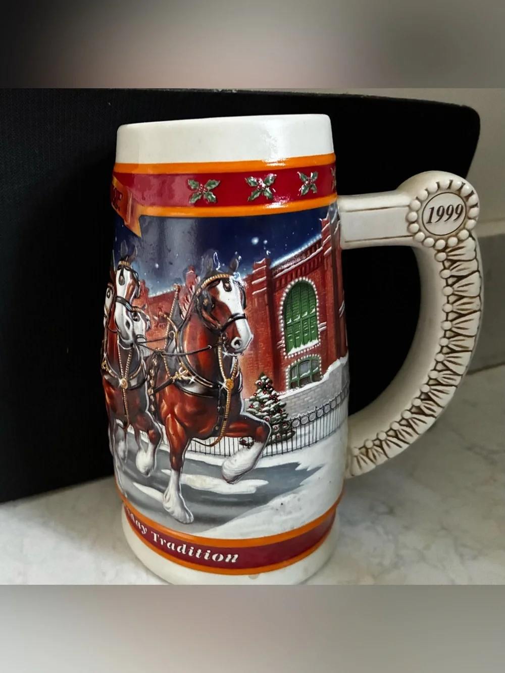 1999 Budweiser Holiday Stein “A Century of Tradition” Collector Beer Mug CS389